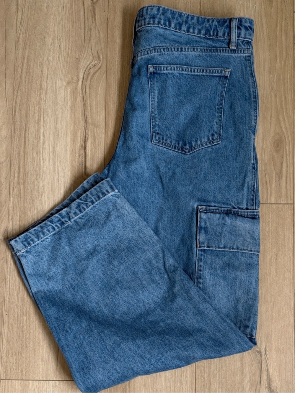 Aritzia Wilfred Strut wide cargo jeans size 32